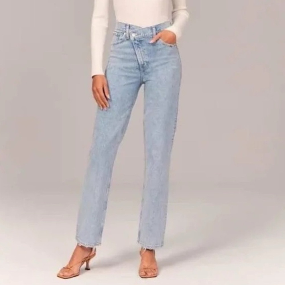 The Dad High Rise Cross Over Jeans
